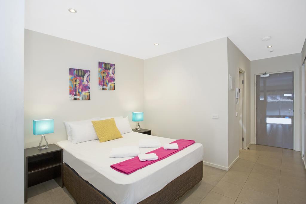 Astra Apartments Glen Waverley @Viqi Dış mekan fotoğraf